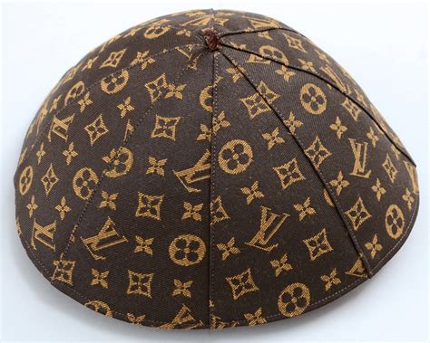 was Louis Vuitton a jew